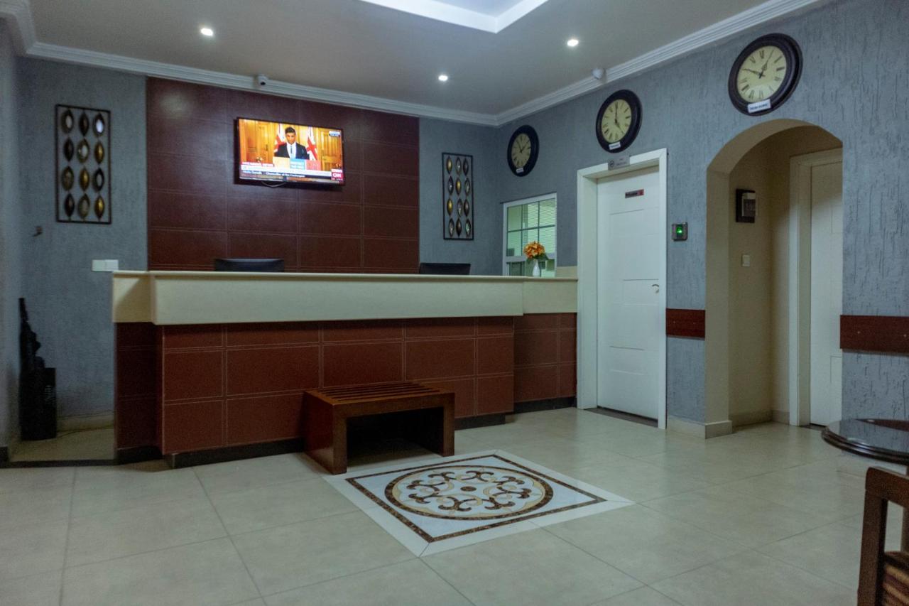 Frederick'S Lodge Kumasi Buitenkant foto