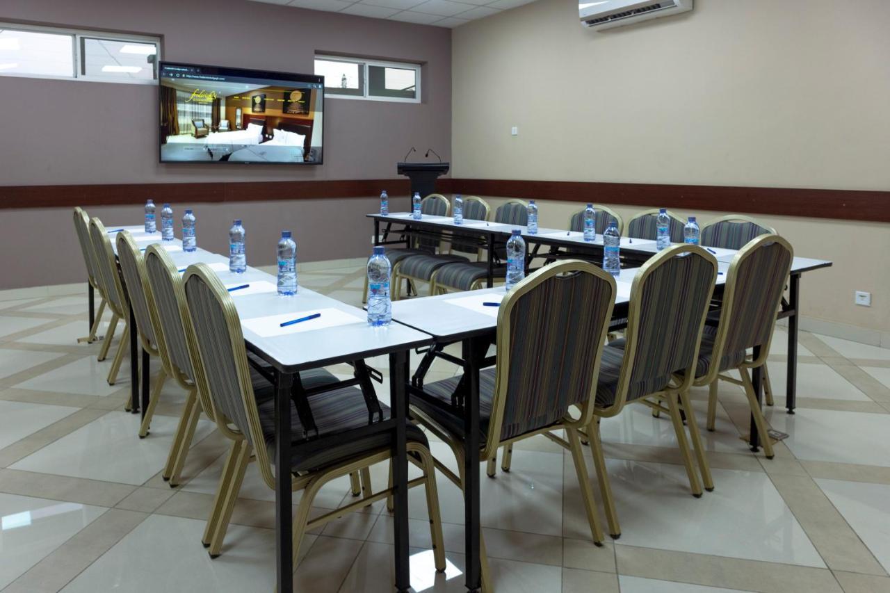 Frederick'S Lodge Kumasi Buitenkant foto